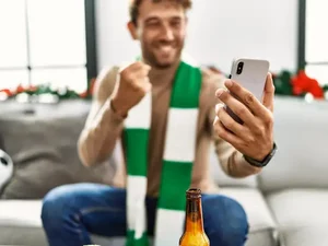 Confiança visual decide antes do clique: Como o design guia as escolhas digitais no futebol