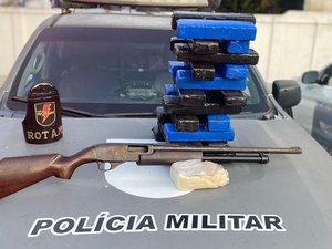 PM apreende mais de 16 kg de drogas e espingarda em Rio Largo