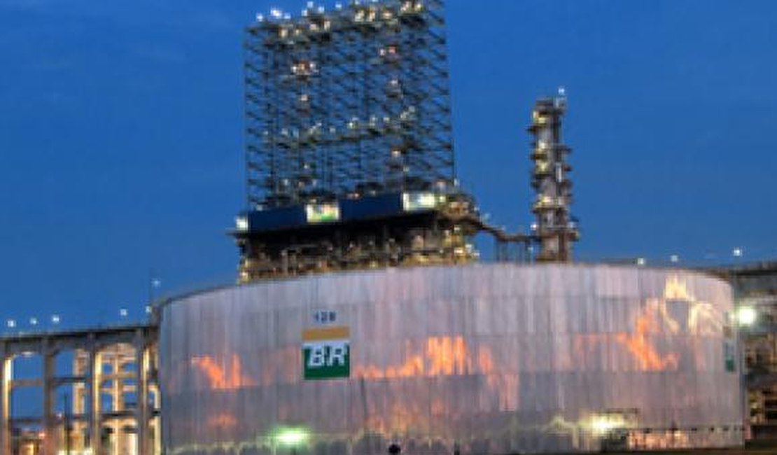 Conselho da Petrobras elege dois novos diretores executivos