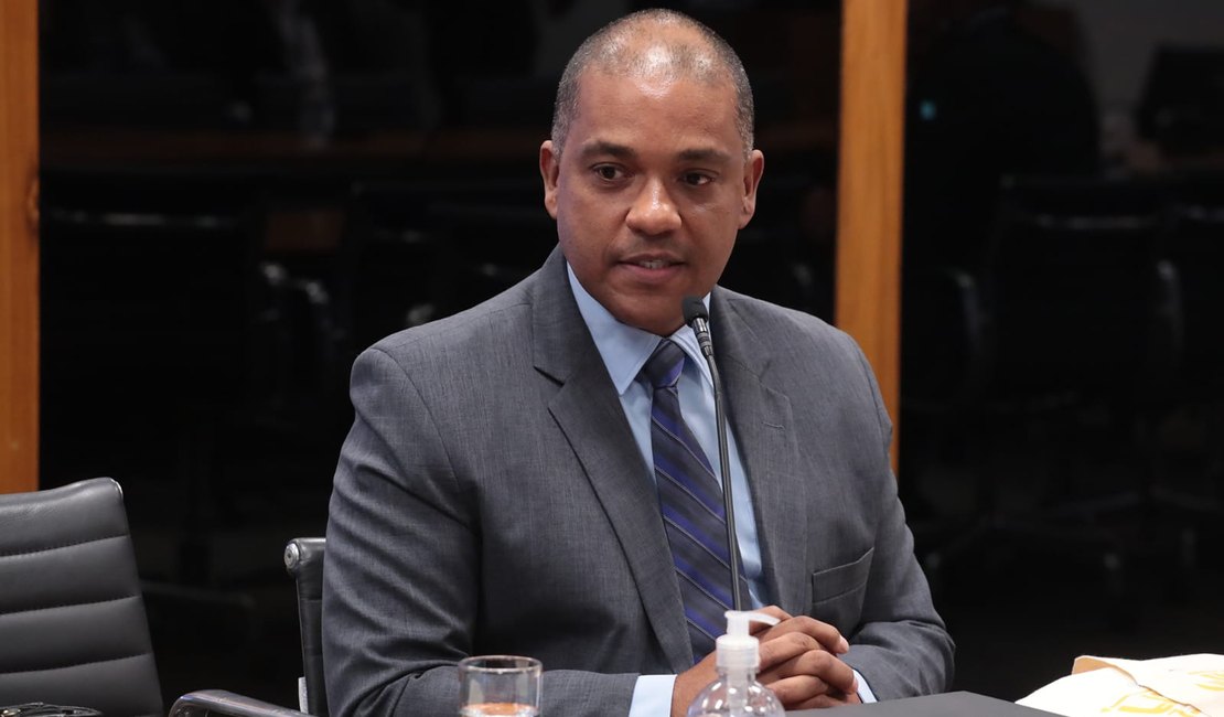 Clayton Santos toma posse no Conselho de Comunicação da Câmara dos Deputados