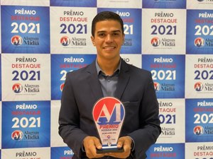 Secretário de educação de Pilar recebe ﻿prêmio ﻿do ﻿Jornal Alagoas na Mídia