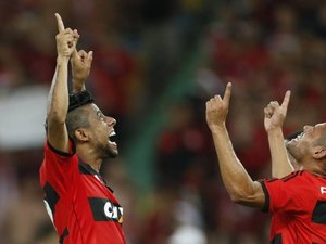 Flamengo supera o Atlético-MG e fica mais perto da final da Copa do Brasil