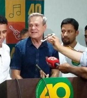 Lessa disputa com Collor e Fábio Costa apoio de JHC e Cunha por vaga no Senado