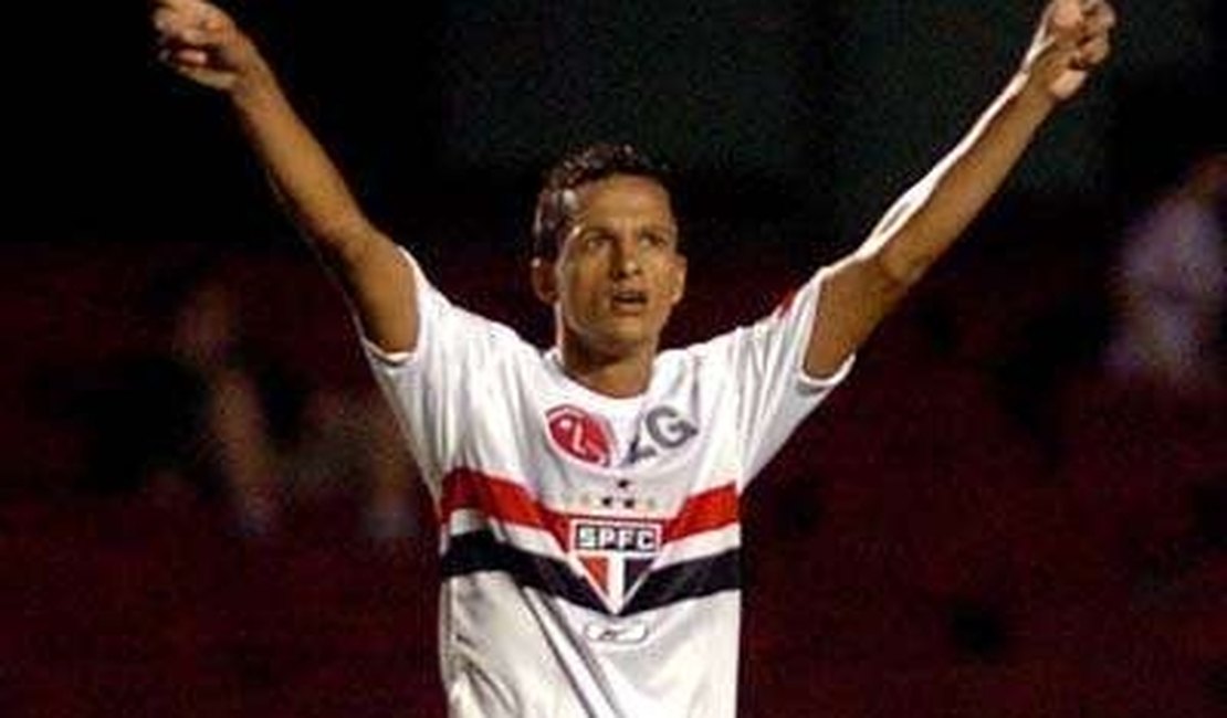 Provocador do Corinthians, 'velho' Souza aposta: '4 a 0 São Paulo'
