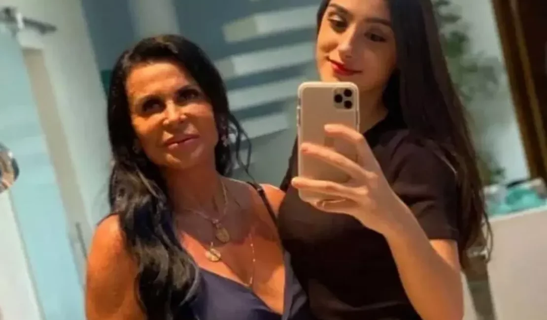 Neta de Gretchen detona a mãe e revela abusos: “Sempre me bateu”