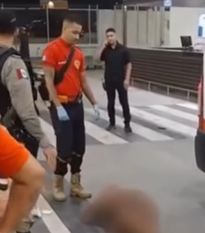 'Morador de rua' é espancado por segurança de hipermercado na parte alta de Maceió