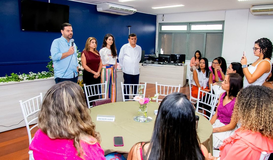 Câmara de Maceió reúne servidoras em café da manhã para celebrar Mês da Mulher