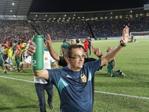 Sampaio Corrêa anuncia renovação com o técnico Francisco Diá para 2018