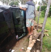 Pajero tomba na madrugada desta segunda-feira em Japaratinga