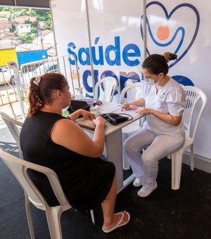 Prefeitura de Maceió leva serviços de saúde e autocuidado para mulheres do Benedito Bentes