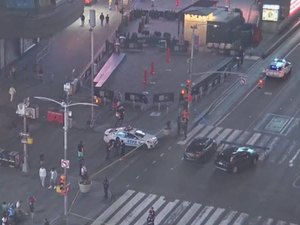 Tiroteio na Times Square deixa três feridos em NYC