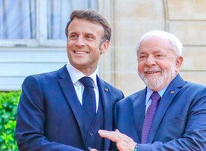 Lula e Macron conversam sobre acordo entre Mercosul e União Europeia