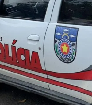 Três suspeitos são presos com drogas e frascos de “loló” no Centro de Paripueira