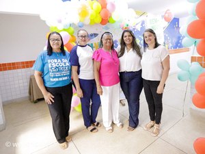 Prefeita Tia Júlia realiza visita a Escolas Municipais para dar boas-vindas aos alunos na volta às aulas 2026