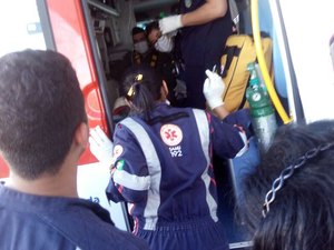 Homem é baleado em via pública de Maceió e morre a caminho do hospital