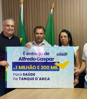 Alfredo Gaspar entrega emenda de mais de R$ 1 milhão para Tanque D'Arca