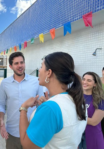 Rafael Brito conhece programa de prevenção a violência do Recife com quase 10 anos de existência