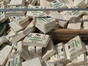 FPI apreende 400 quilos de queijo coalho no Sertão