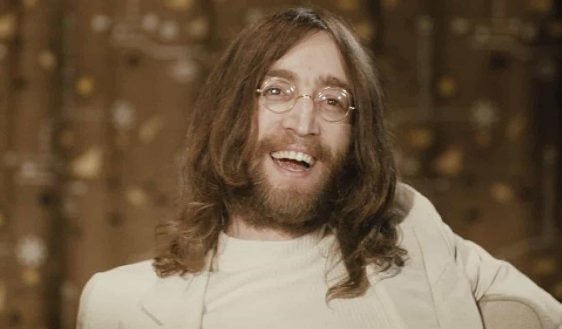 Biografia rasa insinua que John Lennon era gay nos 40 anos da morte