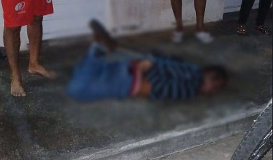 Suspeito de assaltos é capturado, amarrado por populares e preso em Arapiraca