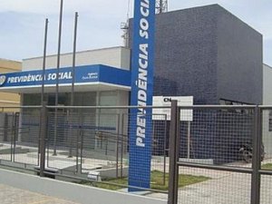 Agências do INSS voltam a funcionar nesta quarta-feira