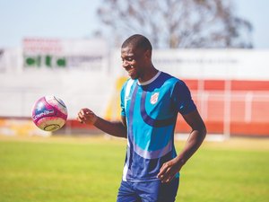 ASA aguarda chegada de colombiano para sexta-feira