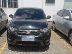 Perícia coleta provas em veículo envolvido em atentado que deixou um morto e feridos no Tabuleiro