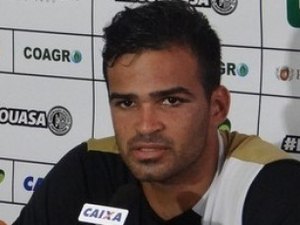 Zagueiro André Nunes é anunciado como reforço do Murici