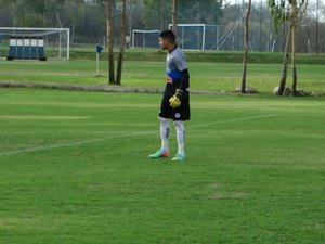 CSA anuncia contratação de goleiro e volante para o Alagoano