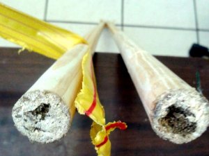 Mulher é presa ao tentar entrar em presídio com drogas em cabos de vassoura