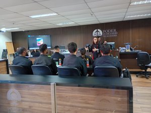 Advogado sustenta que queda de criança foi acidente e questiona provas da acusação no júri