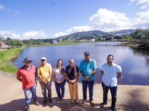 Lago Juca Sampaio passa por manutenção em Palmeira dos Índios