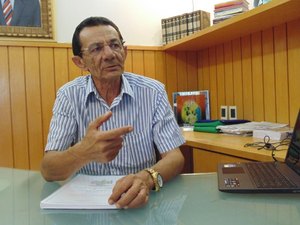 Prefeitura de Lagoa da Canoa fecha 2015 com salários dos servidores em dia