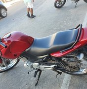 Motocicleta furtada de recenseador é abandonada no bairro Manoel Teles