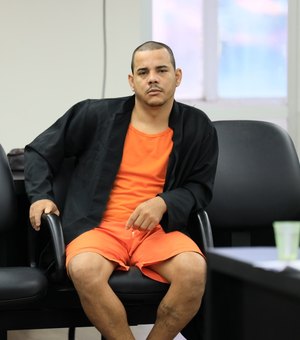 Homem é condenado a 17 anos por feminicídio de mulher em situação de rua em Maceió