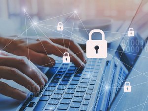 Vazamento de dados expõe bilhões de senhas de usuários do Google, Apple, Facebook e Telegram