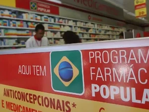 Farmácia Popular: saiba como retirar remédios e fraldas geriátricas