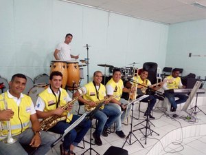 Ronda no Bairro leva atrações musicais à Praça do Mirante, no Jacintinho