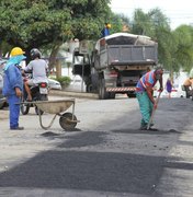 Prefeitura de Arapiraca começa revitalização asfáltica nas ruas da cidade