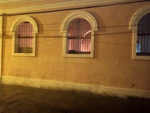 [Vídeo] Prédio Histórico do Mercado Público de Penedo é atingido por incêndio