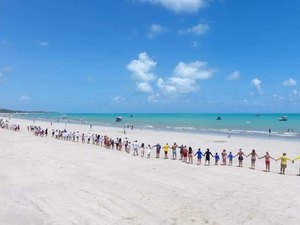 ‘Vamos Abraçar o Mar’ enaltece trabalho voluntário nas praias de Maragogi 