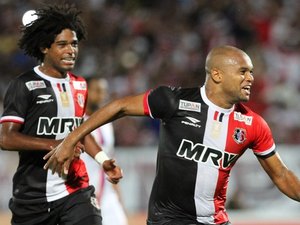 Vitória e Santa Cruz estão na semifinal; Mais dois jogos acontecem neste domingo