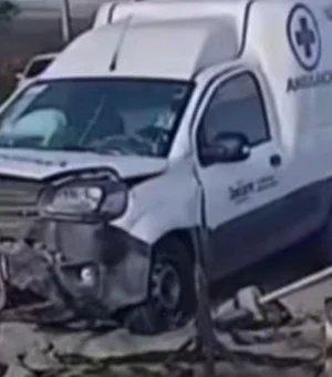 Paciente morre após ambulância em que estava sendo transportada sofrer acidente na AL-220 em Batalha