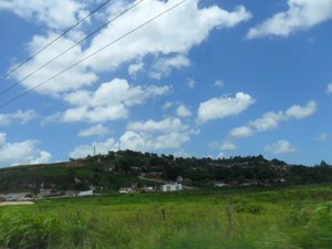 Reboque se desprende e provoca acidente em São Luís do Quitunde