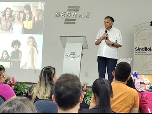 Sindilojas reúne mulheres em palestras sobre desenvolvimento feminino