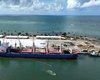 Empresa nega contaminação por petcoque no Porto de Maceió após autuação do IMA