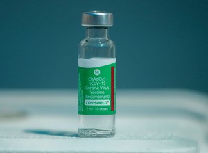 Voo com 2 milhões de doses de vacinas decola da Índia
