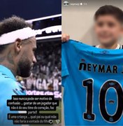 Criança é hostilizada após ganhar camisa de Neymar em jogo do Corinthias X Santos