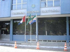 TRE/AL informa que apuração deve ser concluída à meia-noite