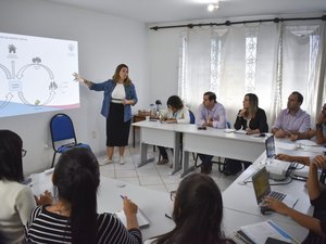 Maceió Inclusiva discute implantação de moeda social